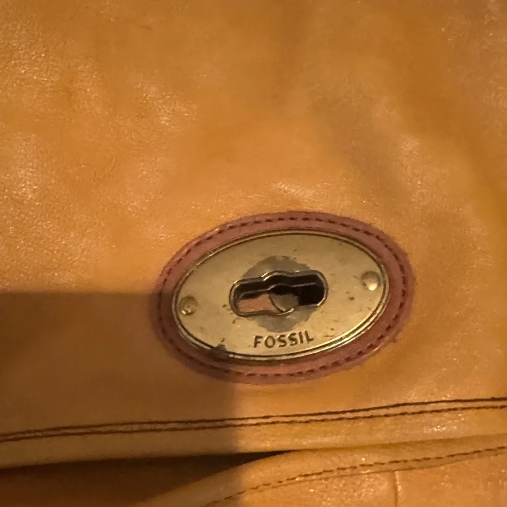 Fossil Yellow Leather Messenger/ Satchel with Brown Trim